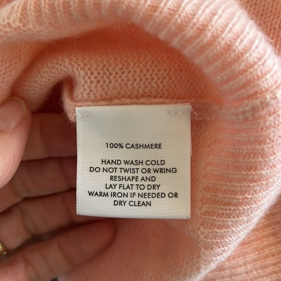 White + Warren Fitted Short Sleeve Sweater Tee in Baby Pink - Picture 5 of 6